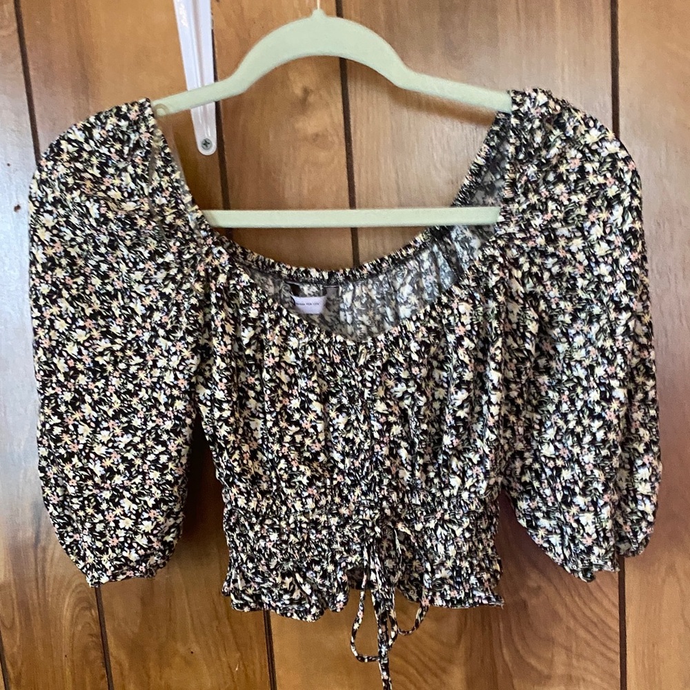 SO Black Floral Puff Sleeve Blouse